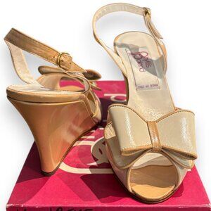 Phyllis Poland Vintage Y2K Italian Leather Ivory Beige Wedges with Bows sz 8.5 M